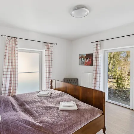 2 Bedroom Gorgeous In *
